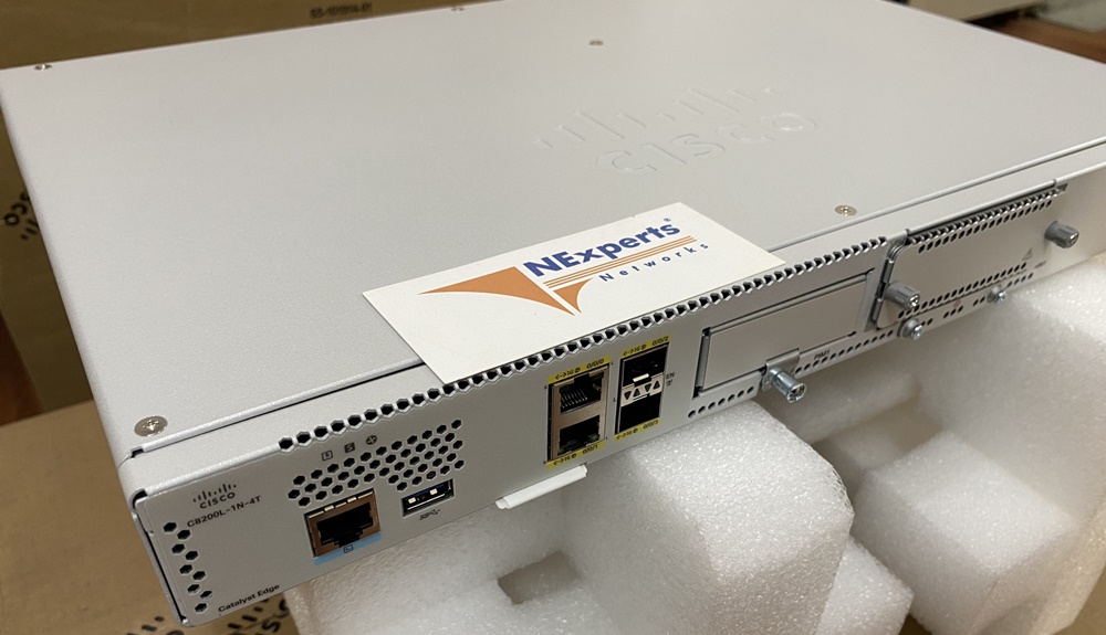 Cisco router C8200L-1N-4T